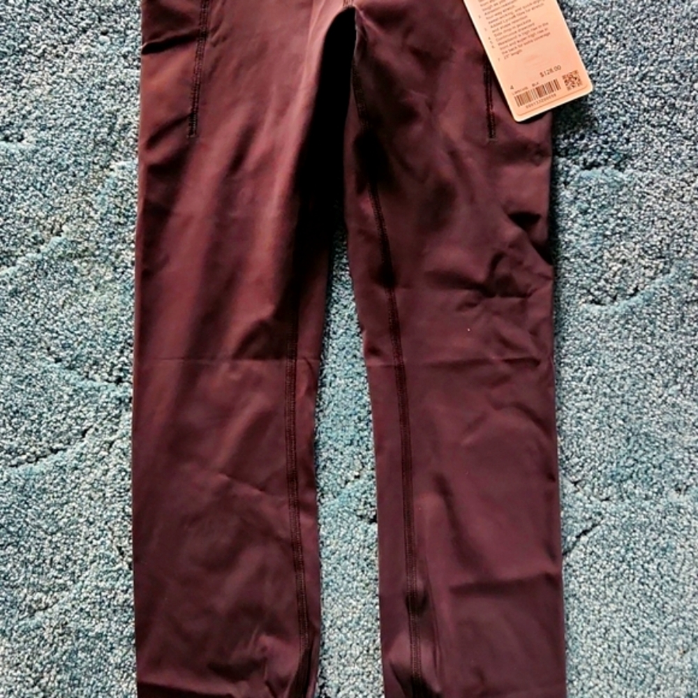 NWT--Lululemon Power Thru HR Tight 25" (black)